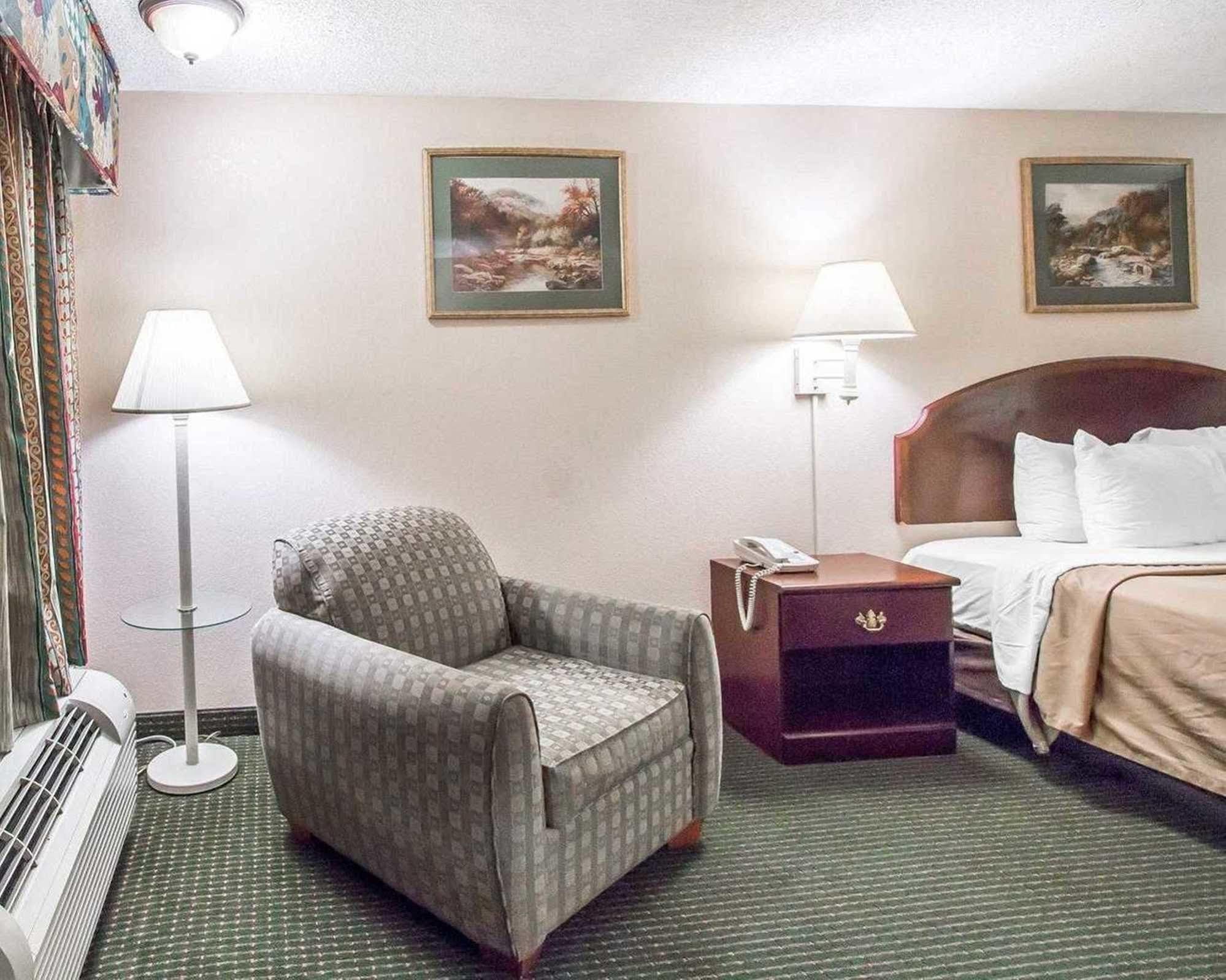 Econo Lodge Pooler - Savannah I-95 Exterior foto